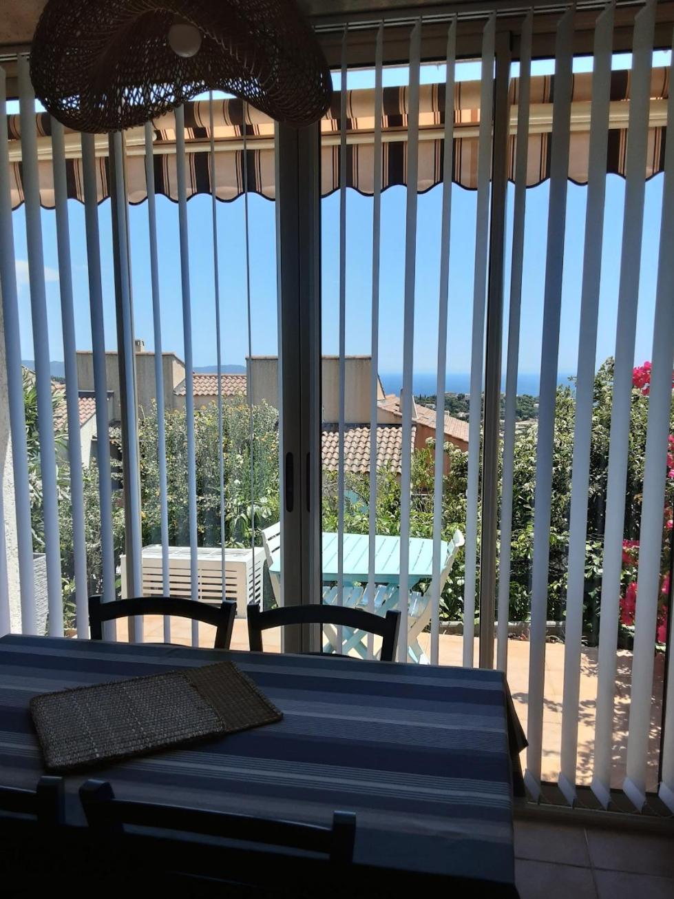 "Ti Sable" Agreable Studio Climatise, Jolie Vue Mer, Piscine A Cavalaire Sur Mer Golfe De St-Tropez エクステリア 写真